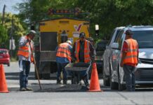 Restaura Municipio 16,522 m2 de asfalto dañado con Plan Emergente de Bacheo.