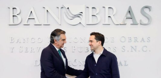Gestiona Américo recursos con Banobras para proyectos estratégicos de infraestructura en Tamaulipas
