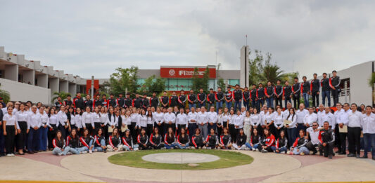 Forma UAT a estudiantes con más competencias para el mercado laboral