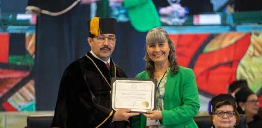 Reconoce la UAT a universitarios por su excelencia y humanismo