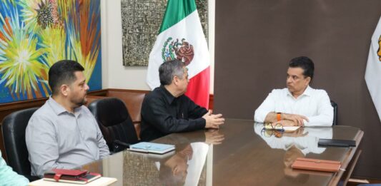 Pide alcalde a COMAPA avanzar en reparación de fugas y obras