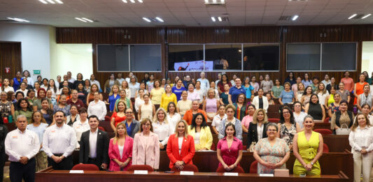 Impulsa la UAT talleres de motivación y liderazgo para mujeres